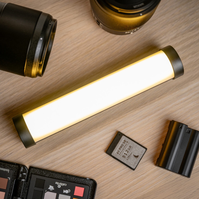 نور ثابت ال ای دی نیوول مدل Newell Kathi Nano Pro RGB