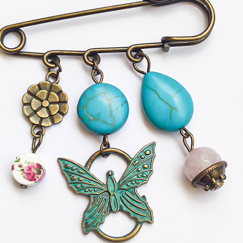 سنجاق سینه زنانه مدل روسیه