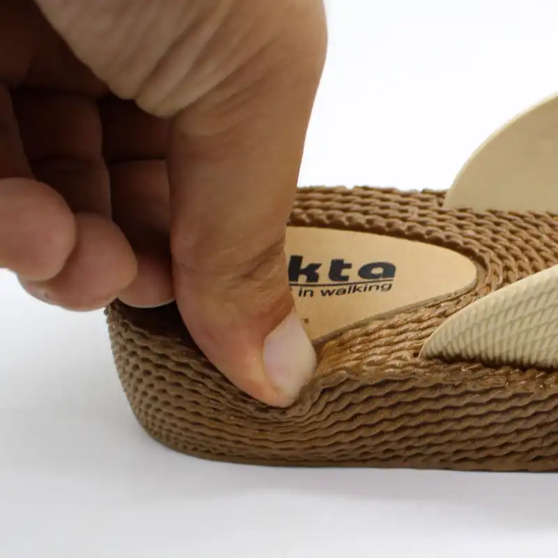 دمپایی لاانگشتی زنانه نیکتا مدل 012 CR