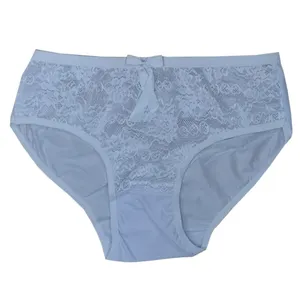 شورت زنانه مدل جلو گیپور غزل کد 1910