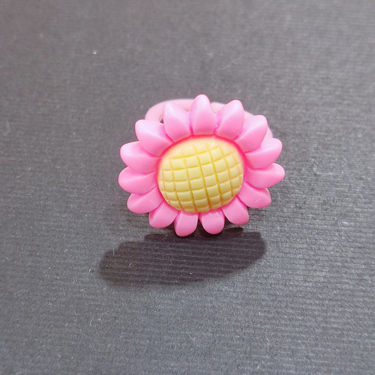 انگشتر دخترانه مدل سیلیکونی پاستیلی کد BACH14 مجموعه 10 عددی انگشتر دخترانه مدل سیلیکونی پاستیلی کد BACH14 مجموعه 10 عددی