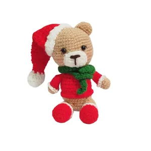 عروسک بافتنی مدل خرس کریسمس کد 03