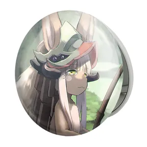 آینه جیبی خندالو طرح ناناچی انیمه ساخته شده در پرتگاه مدل تاشو کد 24348 