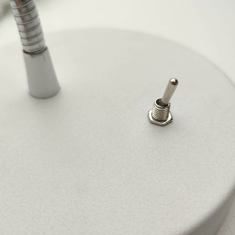 چراغ مطالعه رومیزی مدل فلزی پایه GU5.3 کد WH47