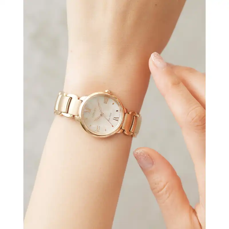 ساعت مچی عقربه ای زنانه سیتی زن مدل EM0929-81Y