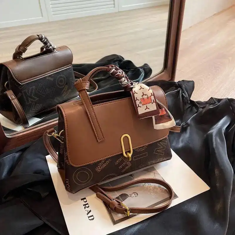 کیف دوشی زنانه مدل fd-49