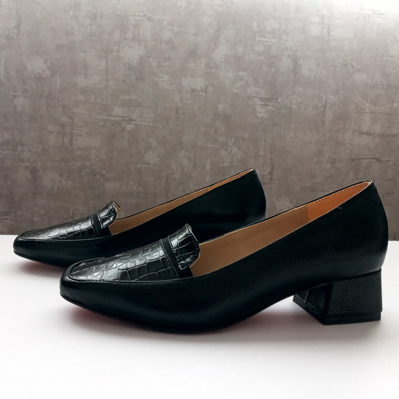 کفش زنانه مدل ورنی سوگو