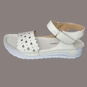 صندل دخترانه مدل قلبی