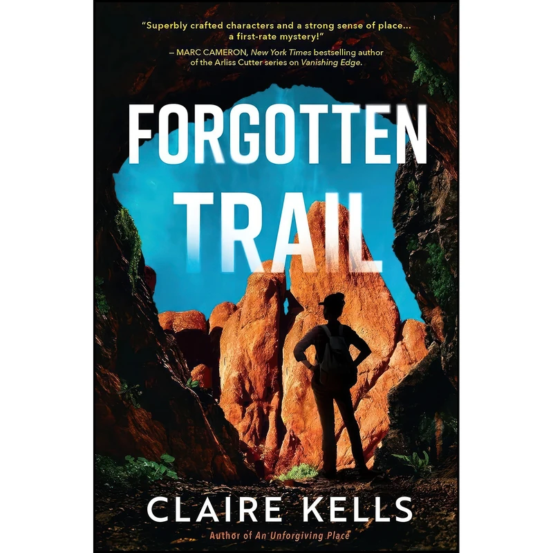 کتاب Forgotten Trail  اثر Claire Kells انتشارات Crooked Lane Books