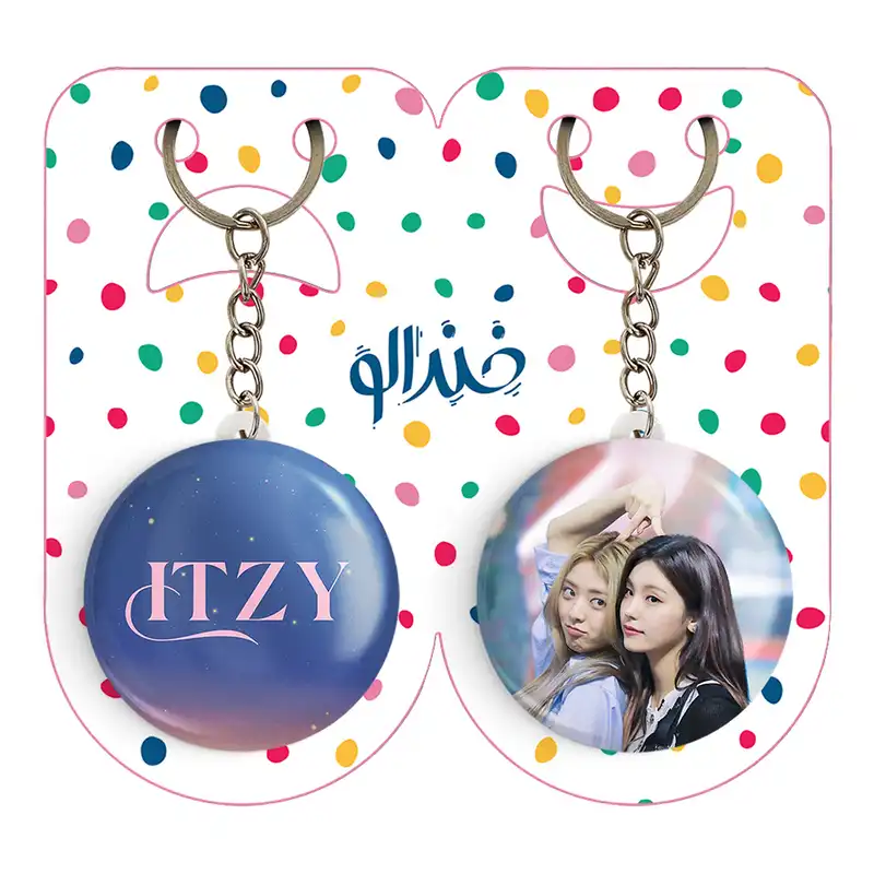 جاکلیدی خندالو مدل گروه ایتزی ITZY کد 2023520233 مجموعه 2 عددی