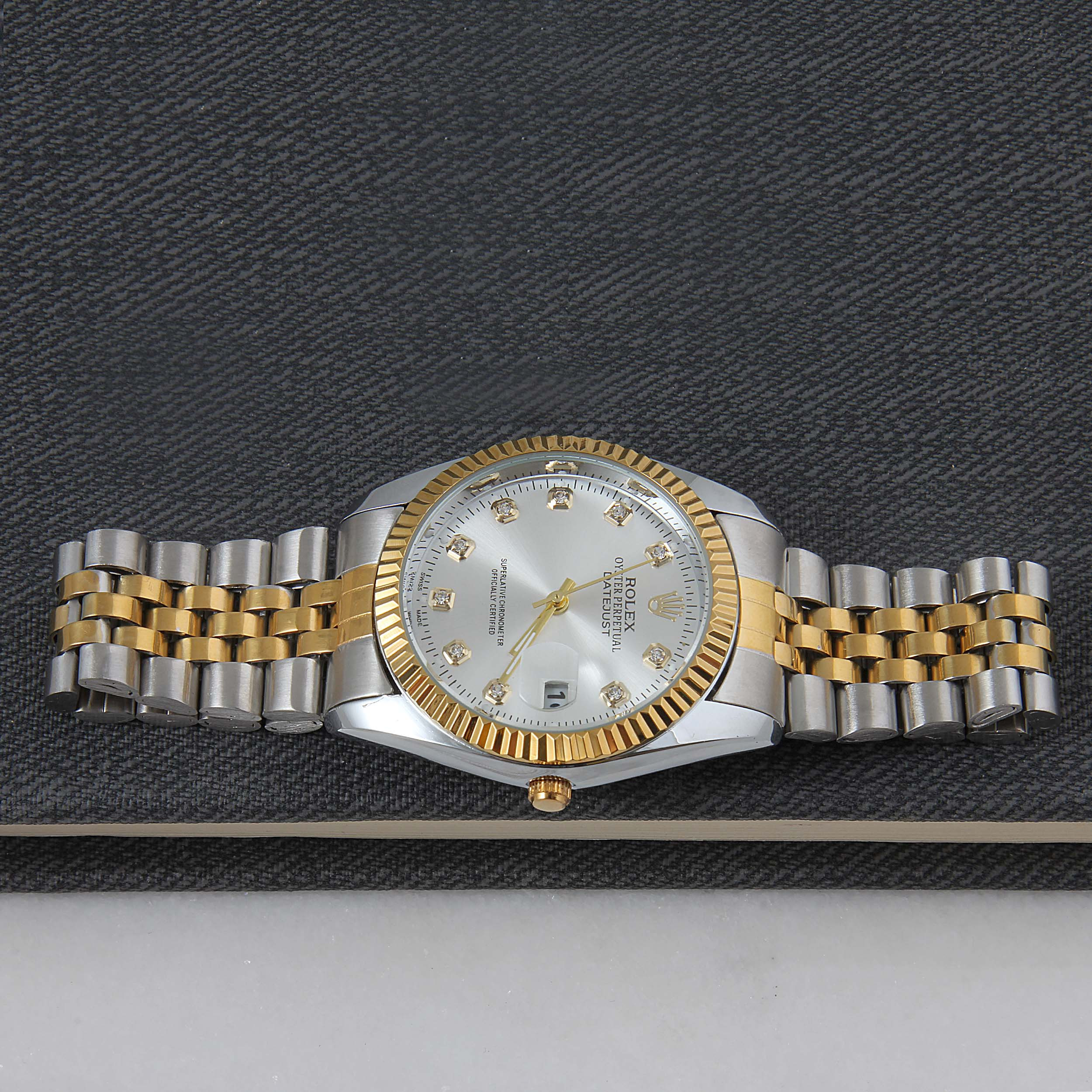 ست ساعت مچی عقربه ای زنانه و مردانه بازرگانی میلادی کد WHW_256 ست ساعت مچی عقربه ای زنانه و مردانه بازرگانی میلادی کد WHW_256