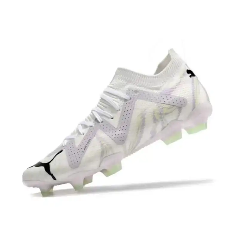 کفش فوتبال مردانه مدل فیوچرR