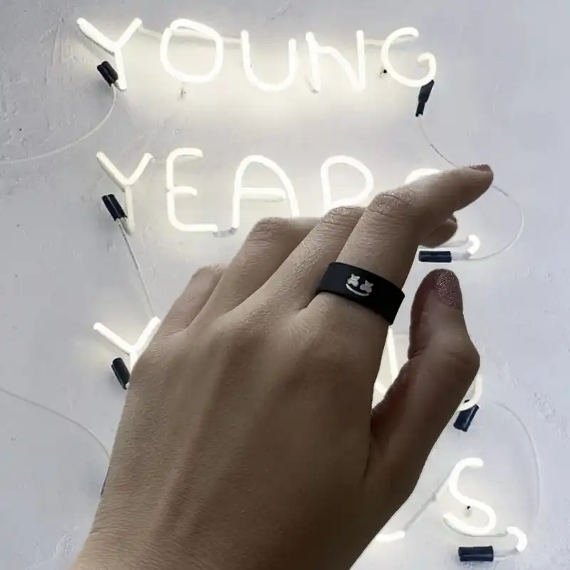 انگشتر مدل DJ Marshmallow