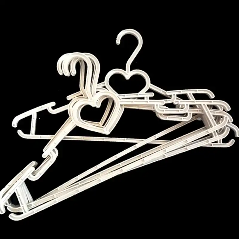 چوب لباسی مدل قلب بسته 6عددی