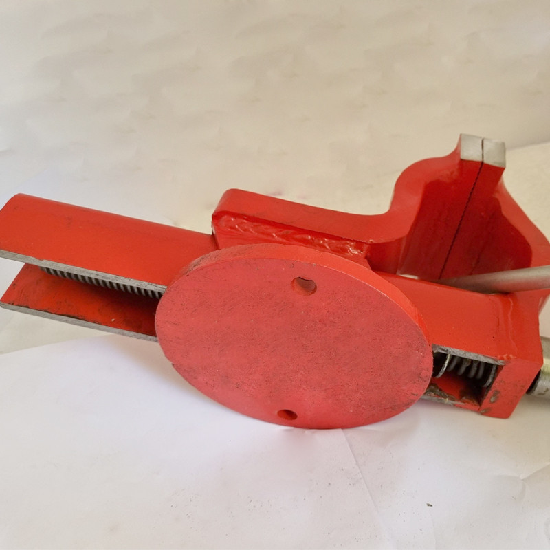 گیره رومیزی رولمان صنعت مدل R-160