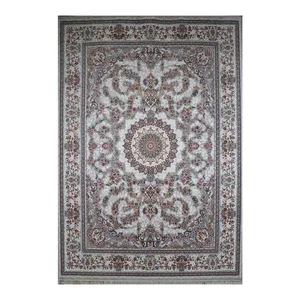 فرش ماشینی 1000 شانه زمینه نقره‌ای حاشیه نقره‌ای مدل 1010 گل برجسته
