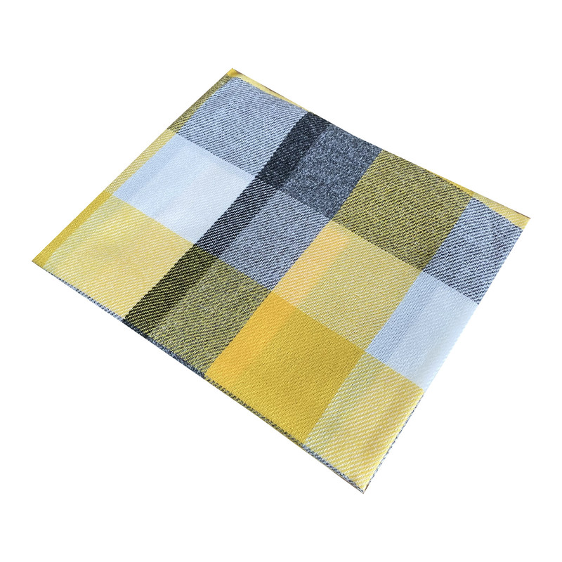 پتو مسافرتی کد 188 سایز 185x145 سانتی متر