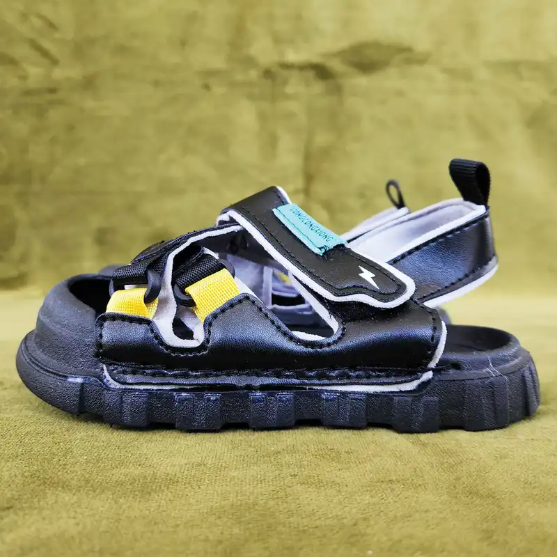 صندل پسرانه مدل SandaQ-congQ BlkQ-122007