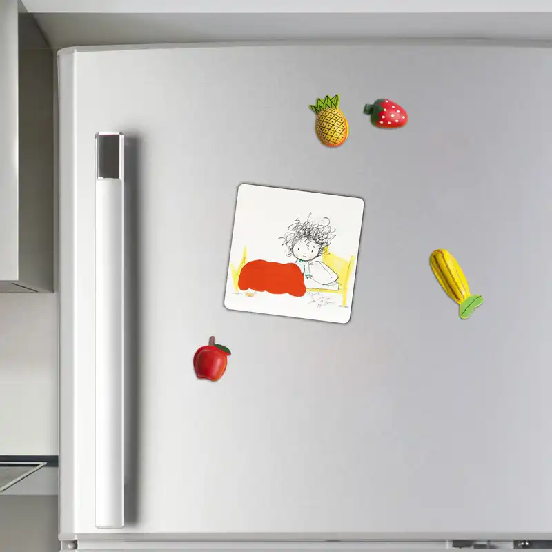 مگنت طرح دخترک موفرفری کد NIM3187