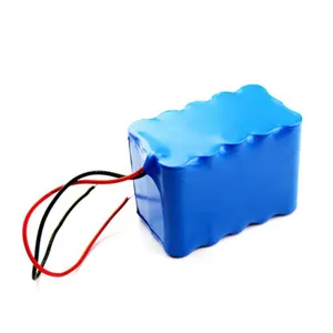 باتری لیتیوم فسفات قابل شارژ مکسل کد 32700  ظرفیت 48000 میلی آمپرساعت بسته 8 عددی