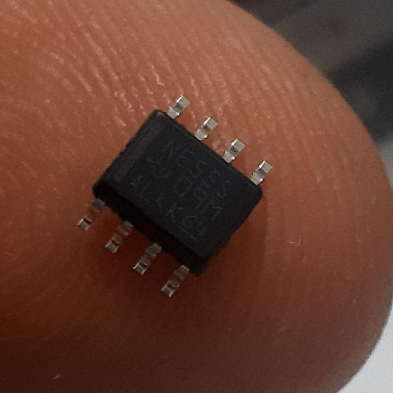 آی سی مدل NE555 SMD بسته 10 عددی آی سی مدل NE555 SMD بسته 10 عددی