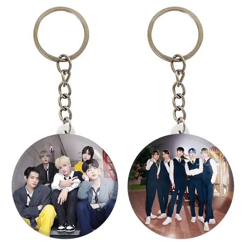 جاکلیدی خندالو مدل گروه تی اکس تی TXT کد 2009720093 مجموعه 2 عددی