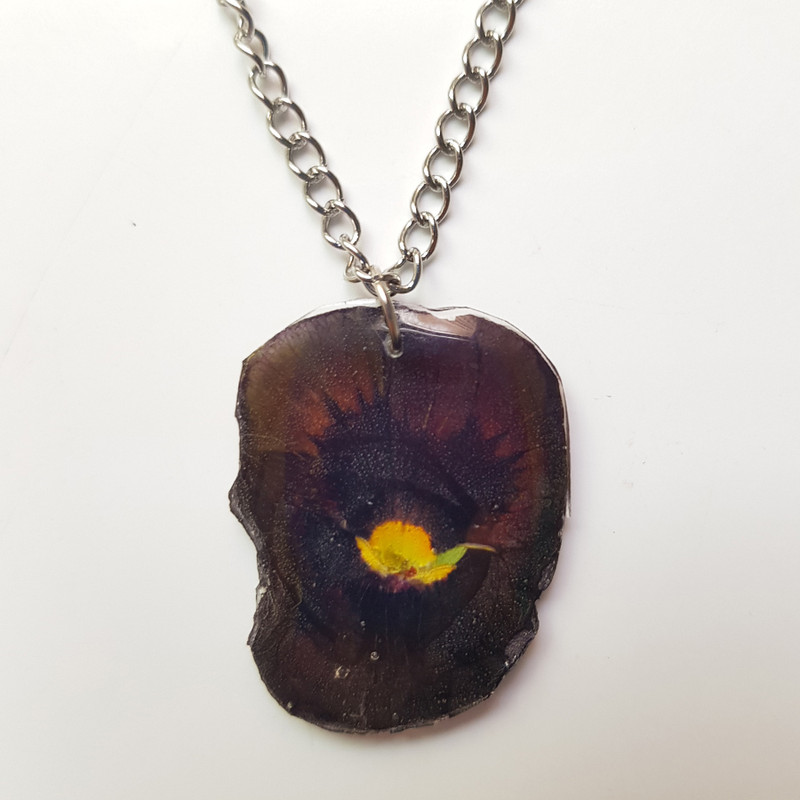 گردنبند دخترانه مدل گل بنفشه گردنبند دخترانه مدل گل بنفشه