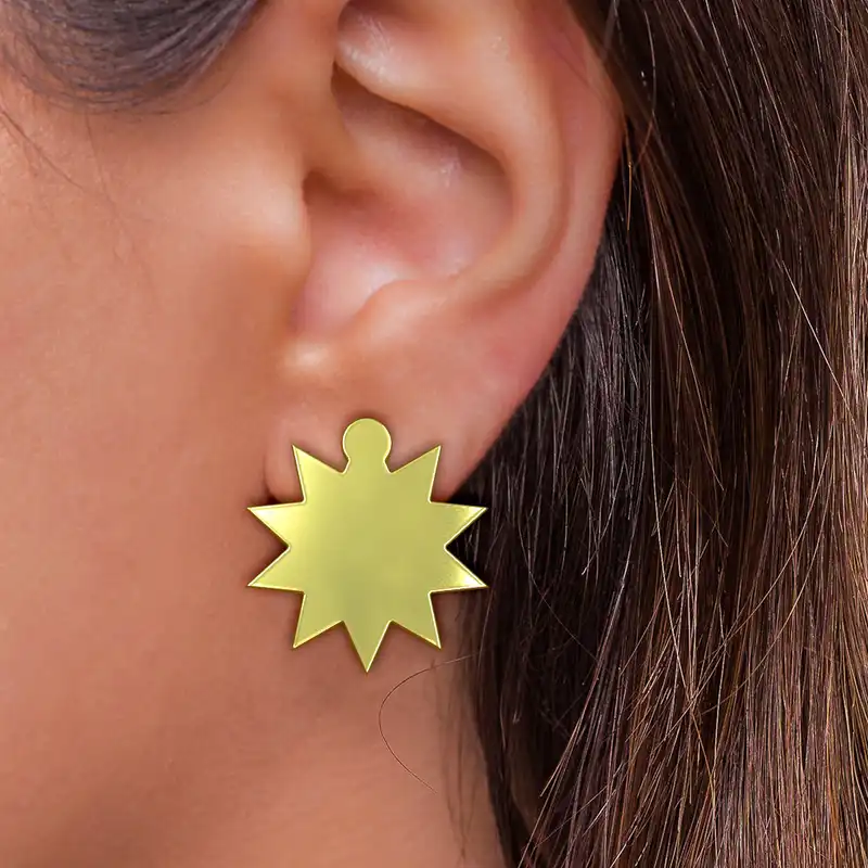 گوشواره طلا 18 عیار زنانه مدوپد مدل ستاره کد GA1-15380