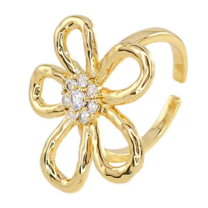 انگشتر زنانه زودیکا مدل گل کد AAE836