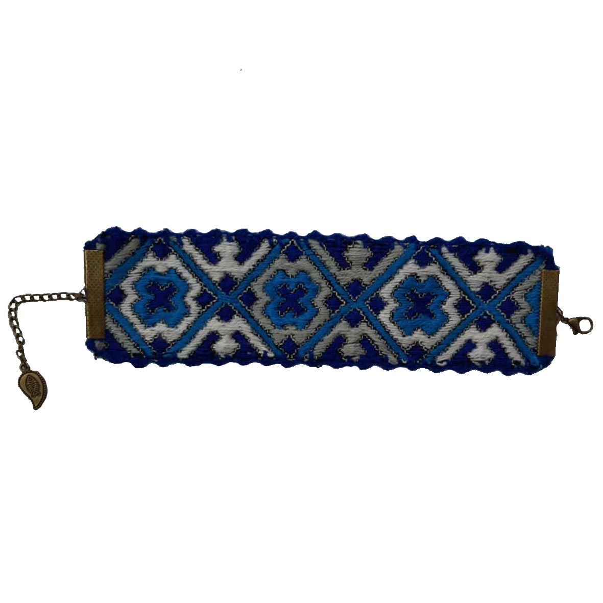 دستبند سوزن دوزی  کد c19