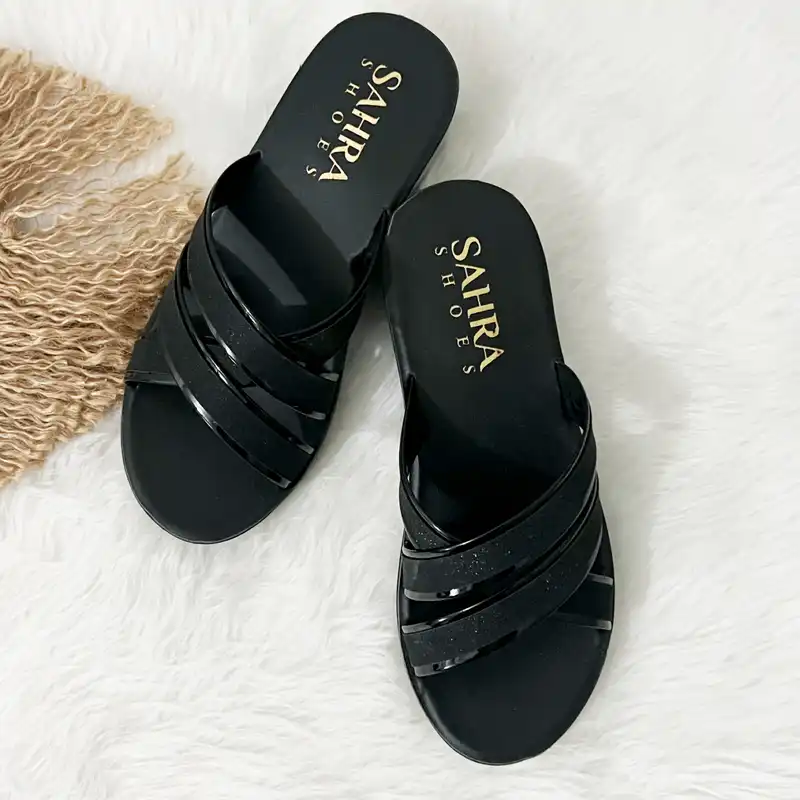 دمپایی زنانه مدل  روفرشی لیزا کد 0243