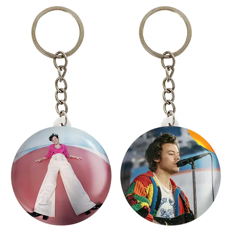 جاکلیدی خندالو مدل هری استایلز گروه موسیقی وان دایرکشن کد 1893118934 مجموعه 2 عددی