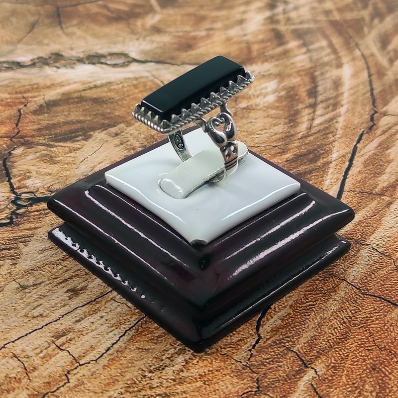 انگشتر نقره مردانه سلین کالا مدل عقیق سلیمانی اونیکس کد MPS-14 انگشتر نقره مردانه سلین کالا مدل عقیق سلیمانی اونیکس کد MPS-14