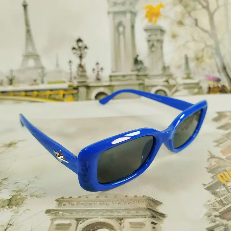 عینک آفتابی بچگانه مدل CH7 کد BU