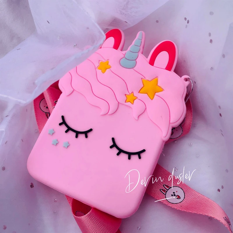 عکس شماره 8 : کیف رودوشی بچگانه مدل سیلیکونی فانتزی طرح unicorn