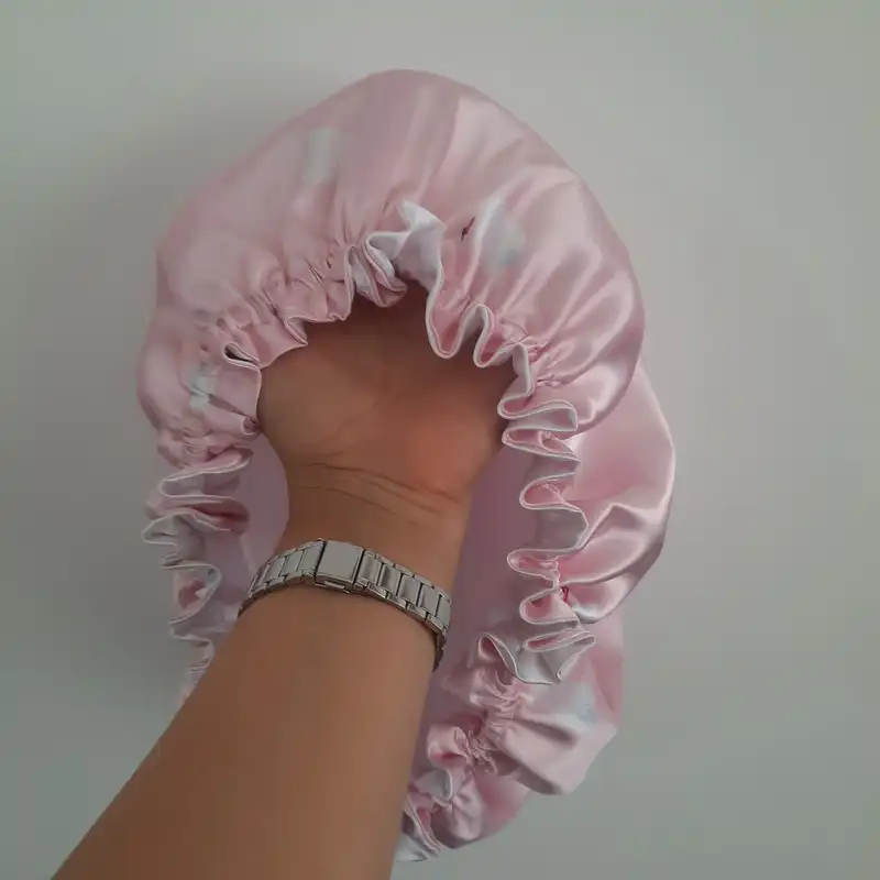 کلاه زنانه مدل ساتن ابریشم طرح قو دو رو