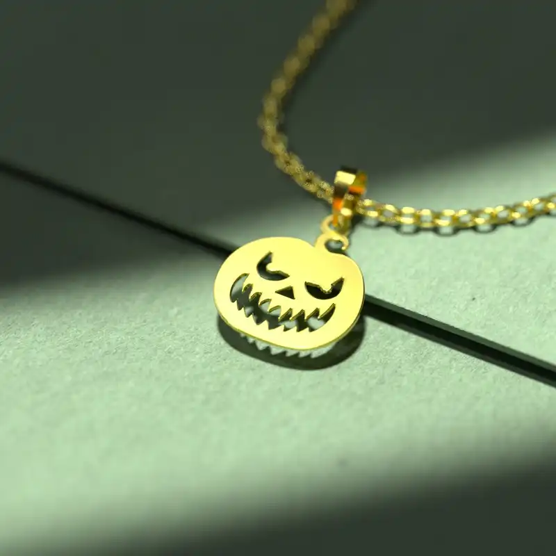 گردنبند طلا 18 عیار زنانه مدوپد مدل هالووین کد G3-1-1166