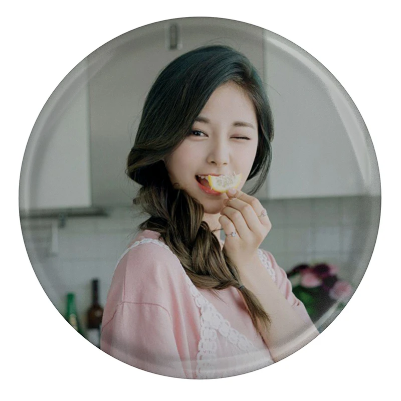 مگنت مدل خواننده جویی تیزویو توایس کد S7824 