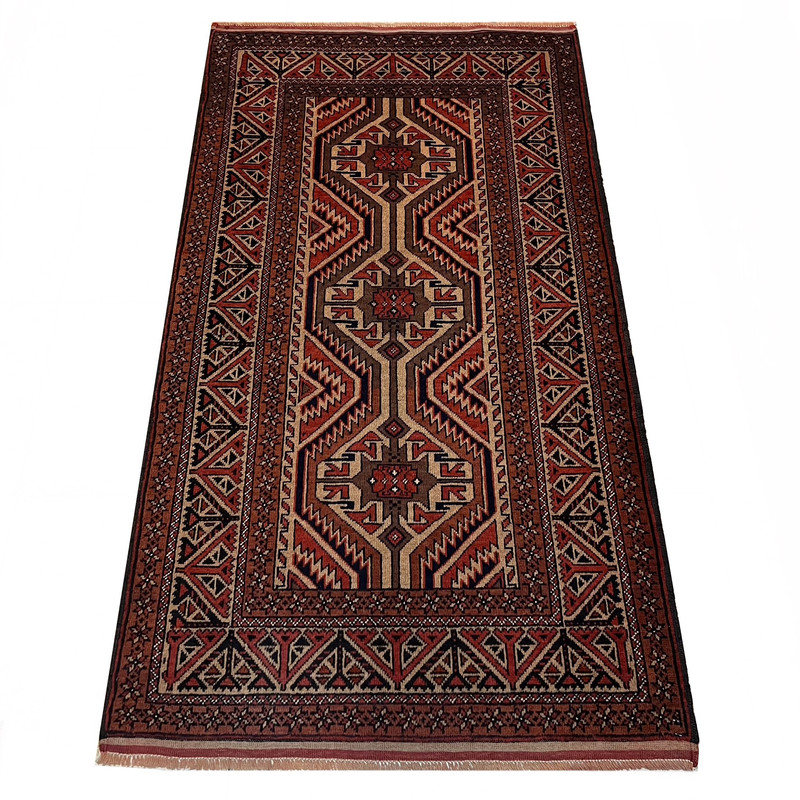 فرش دستبافت‌ ۱.۵ متری مدل بلوچ طرح هندسی