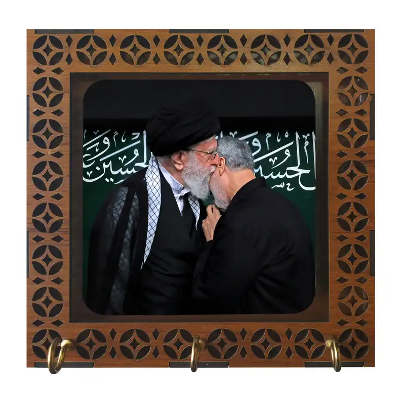جاکلیدی مدل D1002 طرح تصویر آیت الله علی خامنه ای و شهید سردار حاج قاسم سلیمانی