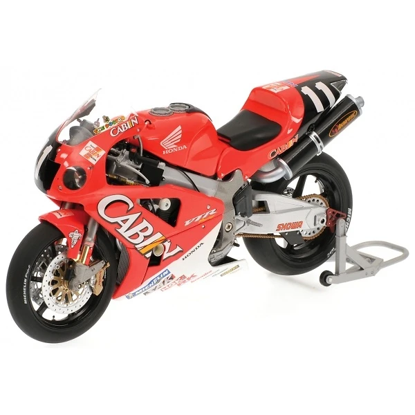 موتور بازی مدل HONDA VTR 1000-8h SUZUKA 2001