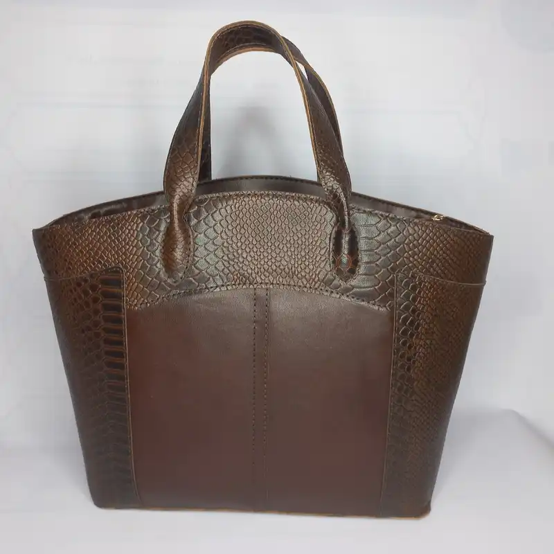 کیف دوشی زنانه مدل پوست ماری کد 01