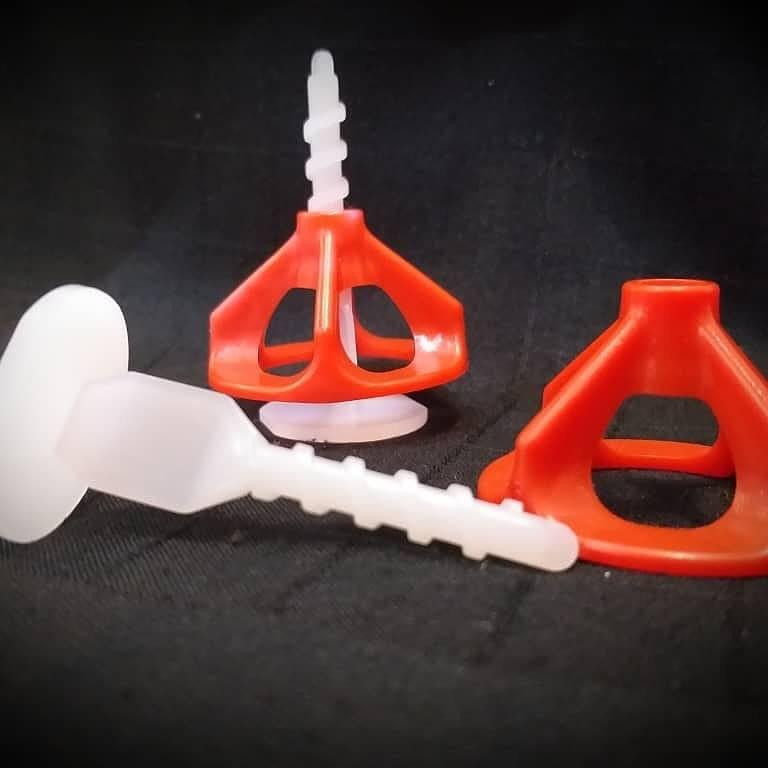 همتراز کاشی مدل پیچی بسته 100 عددی همتراز کاشی مدل پیچی بسته 100 عددی