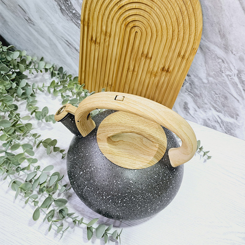 کتری مدل Bamboo Handle طرح سوت دار