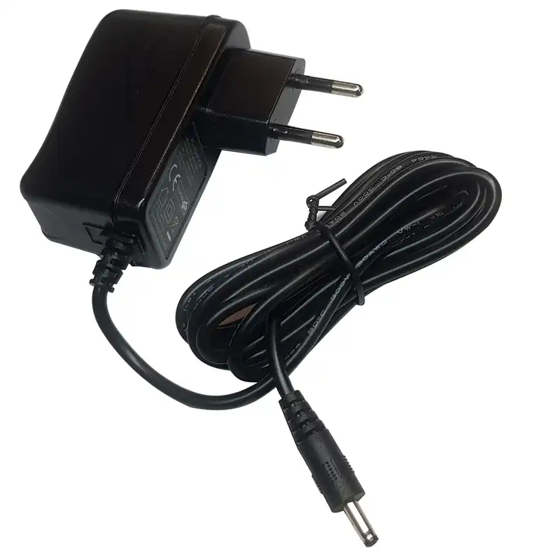 آداپتور 5 ولت 2.5 آمپر مدل CW0502500