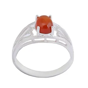 انگشتر نقره زنانه بازرگانی میلادی مدل عقیق رکاب مدرن نگین برلیان اتمی کد AW_616