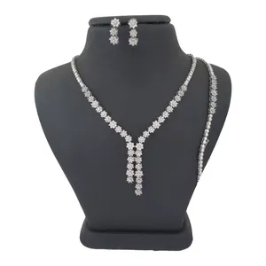 نیم ست نقره زنانه ترمه ۱ مدل کرواتی کد S 0040