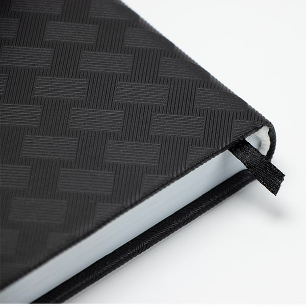 سالنامه سال 1404 کد 102