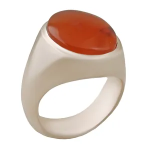 انگشتر نقره مردانه بازرگانی میلادی مدل رکاب دست ساز فیلی سنگ عقیق یمنی کهنه کد AM_2815