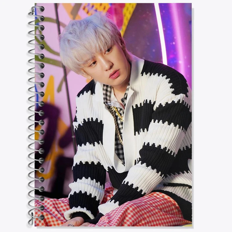 دفتر زبان 50 برگ خندالو مدل سه خط طرح چانیول گروه اکسو EXO کد 16836